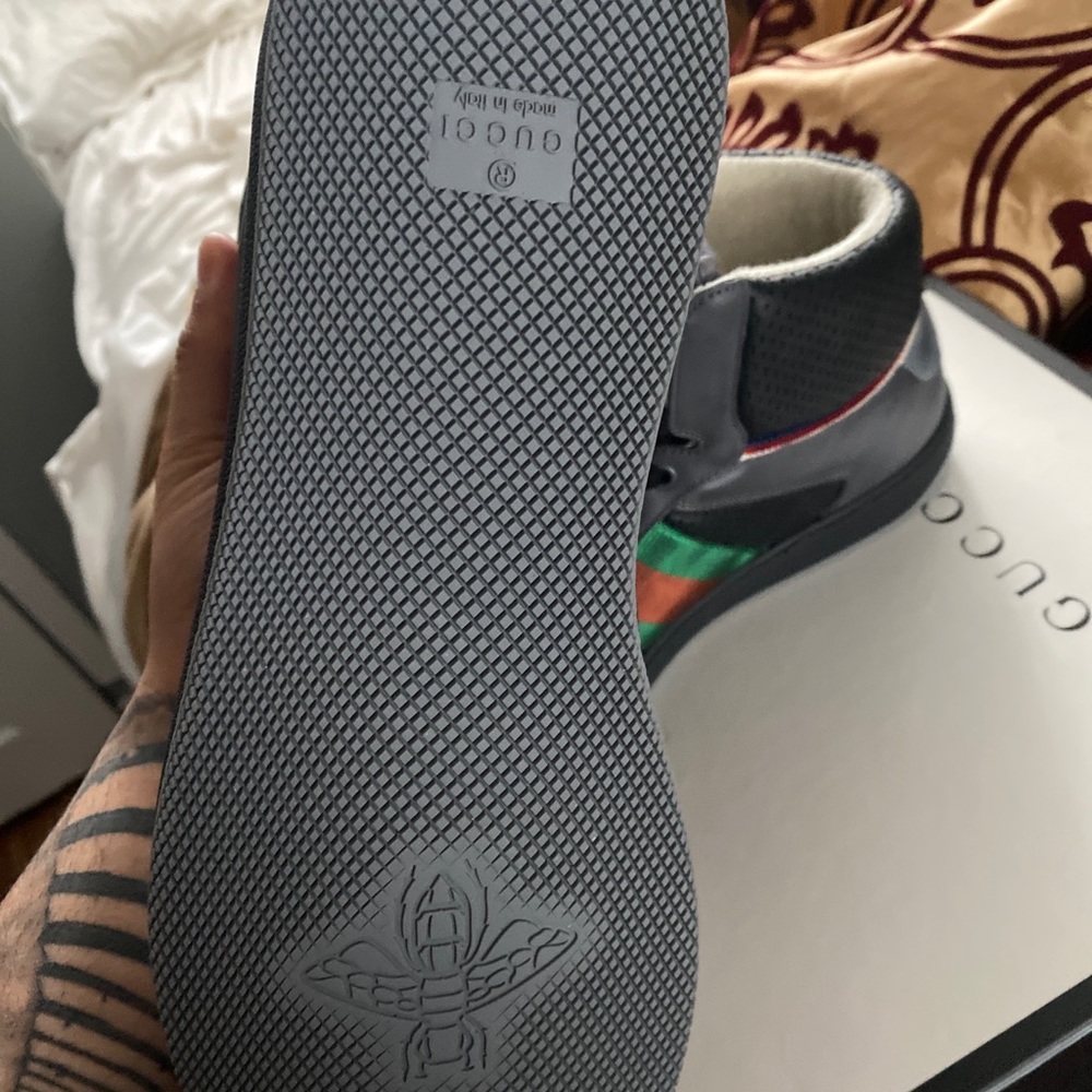 Gucci mens size 8 (us size 9)